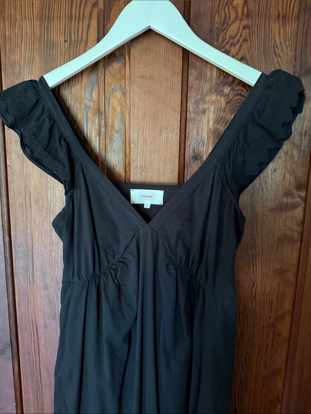 XiRENA Black Maxi Dress with Ruffled Straps - Picture 2 of 3